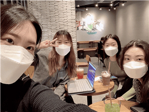 디어히어 회의.jpg